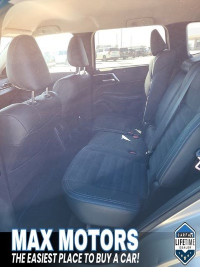 2023 Mitsubishi Outlander PHEV SE