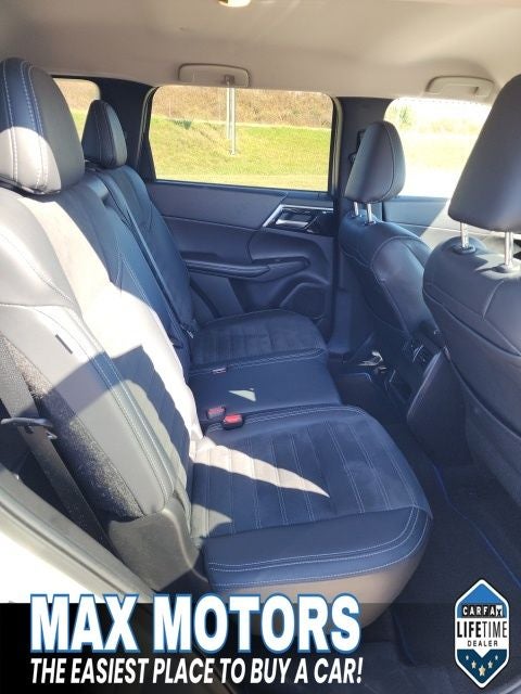 2023 Mitsubishi Outlander PHEV SE