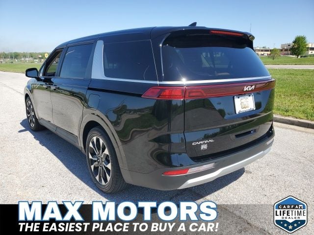 2024 Kia Carnival EX