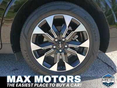 2024 Kia Carnival EX