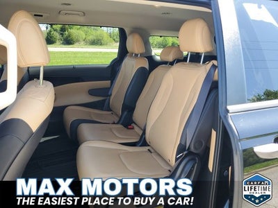 2024 Kia Carnival EX