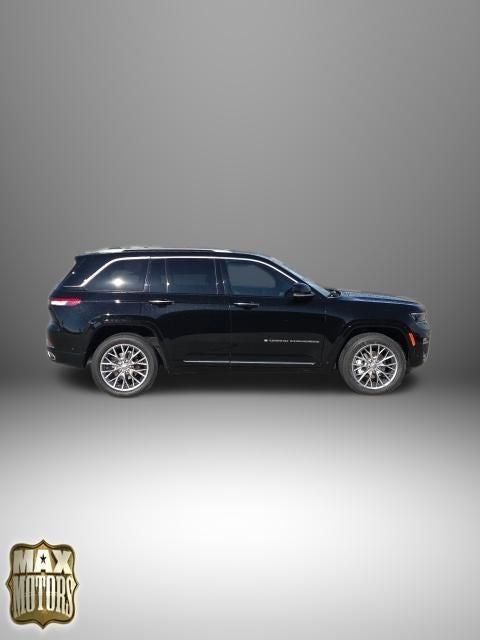 2022 Jeep Grand Cherokee Summit