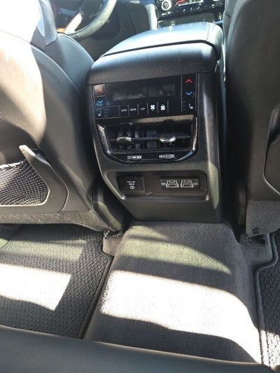 2022 Jeep Grand Cherokee Summit