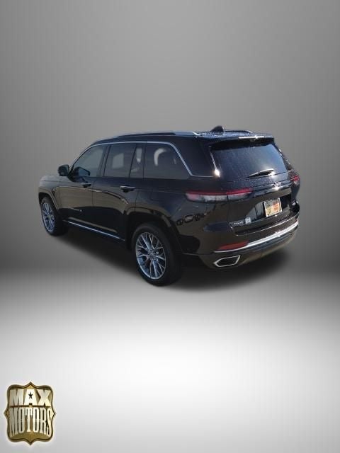 2022 Jeep Grand Cherokee Summit