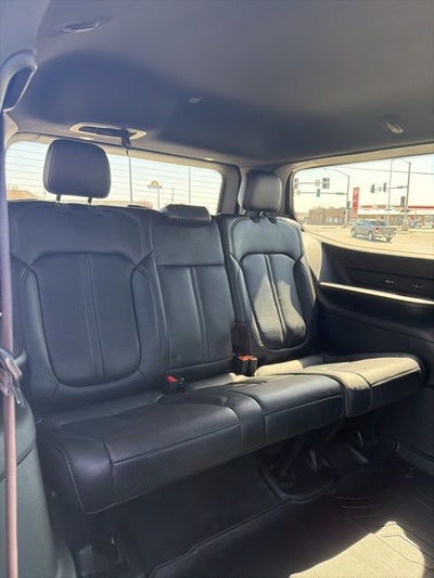 2022 Jeep Wagoneer Series III