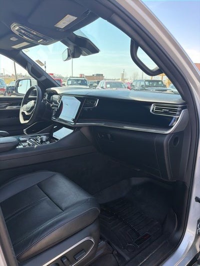 2022 Jeep Wagoneer Series III