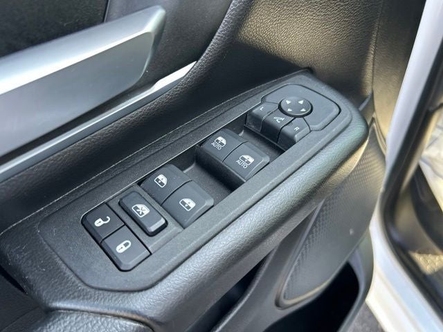 2025 RAM 1500 Big Horn/Lone Star 4WD