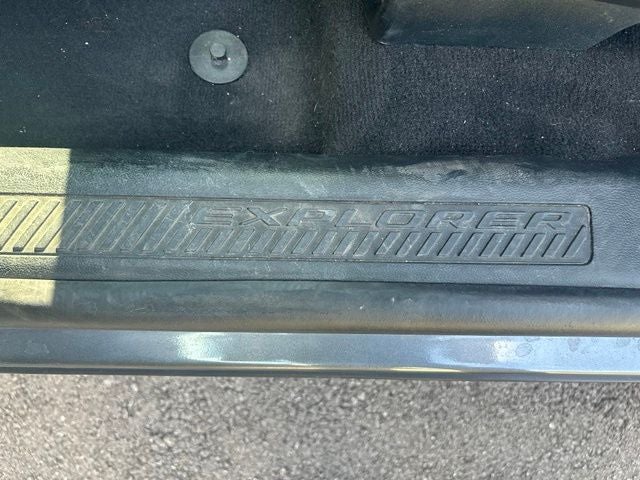 2023 Ford Explorer XLT 4WD