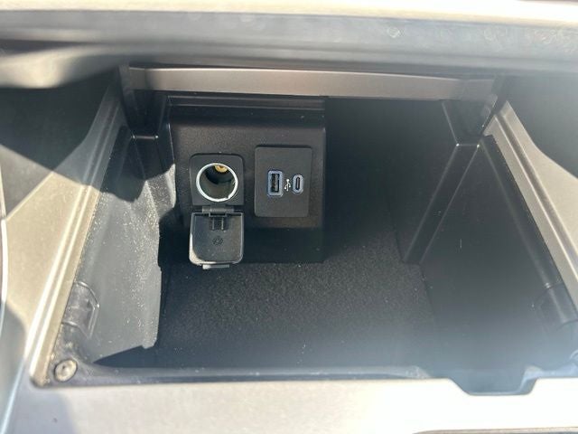 2023 Ford Explorer XLT 4WD