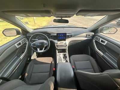 2023 Ford Explorer XLT 4WD