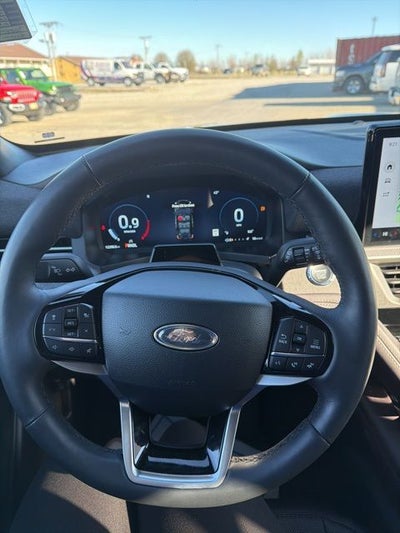 2025 Ford Explorer Platinum
