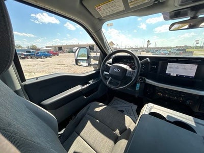 2024 Ford F-250SD XL 4WD 6.8 V8