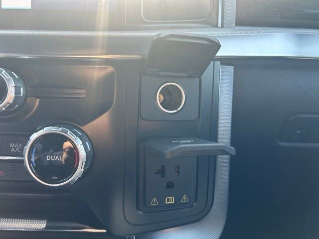 2023 Ford F-150 Raptor 4WD