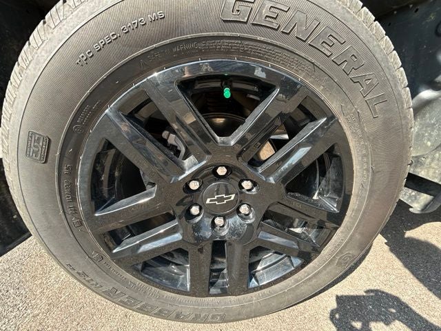 2025 Chevrolet Silverado 1500 Custom 4WD