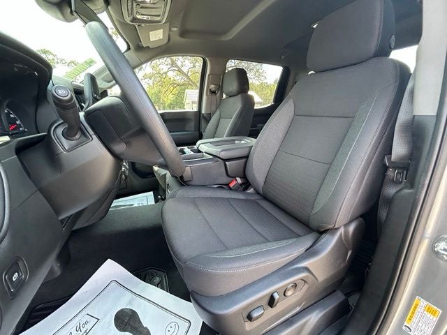 2025 Chevrolet Silverado 1500 Custom 4WD