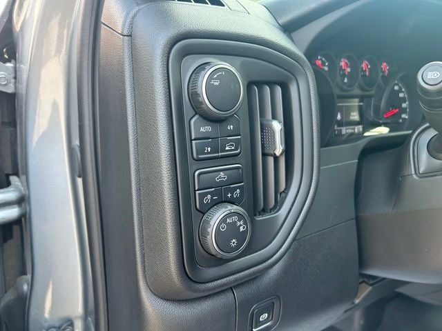 2025 Chevrolet Silverado 1500 Custom 4WD