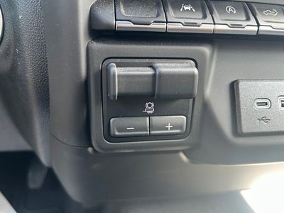 2025 Chevrolet Silverado 1500 Custom 4WD
