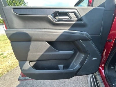 2025 GMC Yukon Elevation