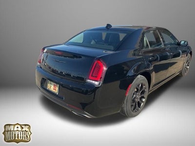 2023 Chrysler 300 Touring