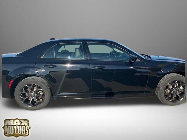 2023 Chrysler 300 Touring