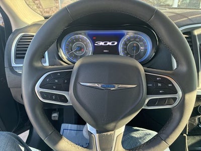 2023 Chrysler 300 Touring