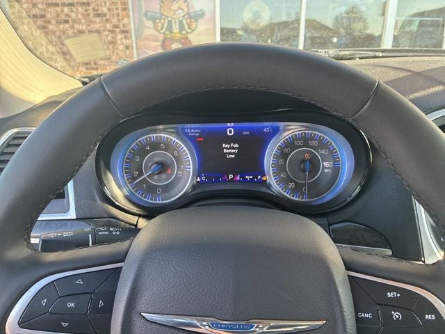 2023 Chrysler 300 Touring