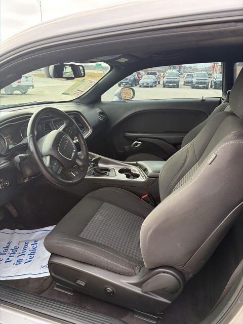 2016 Dodge Challenger SXT