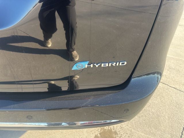 2025 Chrysler Pacifica Hybrid Select