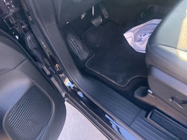 2025 Chrysler Pacifica Hybrid Select