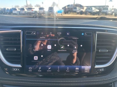 2025 Chrysler Pacifica Hybrid Select
