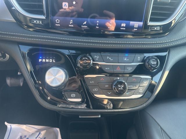 2025 Chrysler Pacifica Hybrid Select