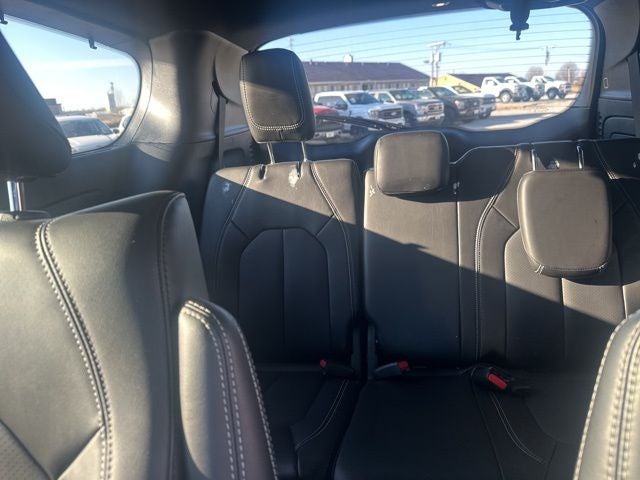 2025 Chrysler Pacifica Hybrid Select