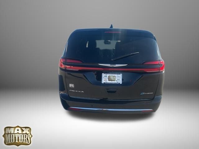 2025 Chrysler Pacifica Hybrid Select