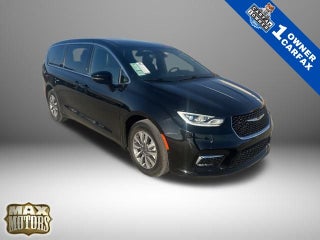2025 Chrysler Pacifica Hybrid Select