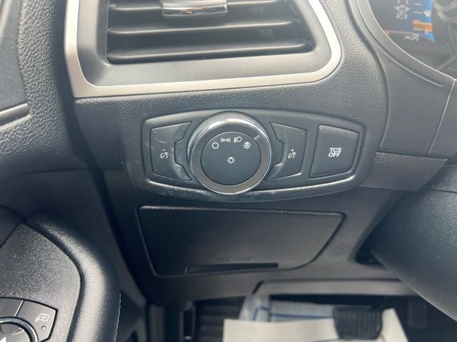 2022 Ford Edge SE