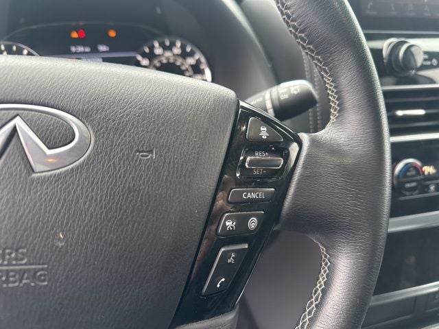 2024 INFINITI QX80 LUXE