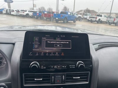 2024 INFINITI QX80 LUXE