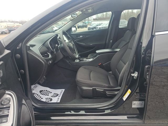 2024 Chevrolet Malibu LS