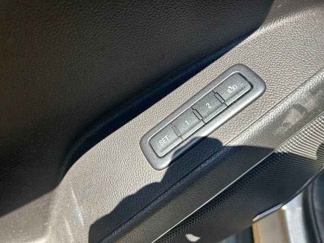 2015 Chevrolet Suburban LTZ