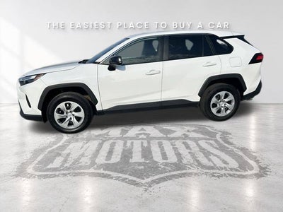2025 Toyota RAV4 LE