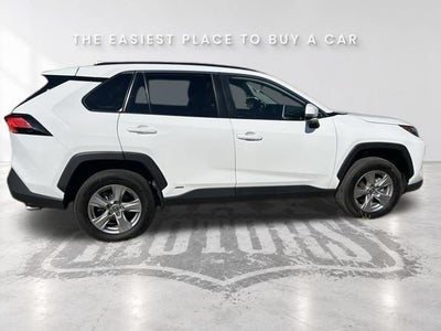 2025 Toyota RAV4 Hybrid XLE