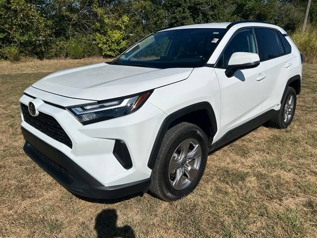 Used 2025 Toyota RAV4 XLE with VIN 2T3RWRFV4SW264947 for sale in Kansas City