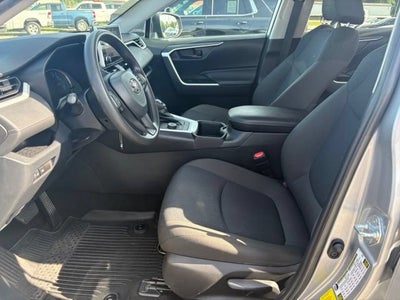2023 Toyota RAV4 Hybrid LE