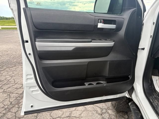 2021 Toyota Tundra 4WD SR5