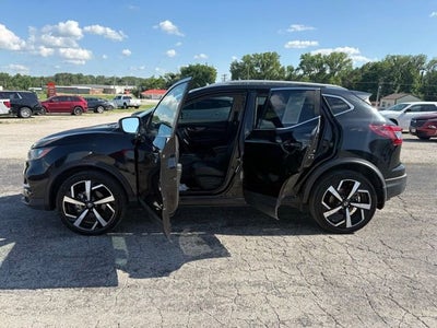 2022 Nissan Rogue Sport SL