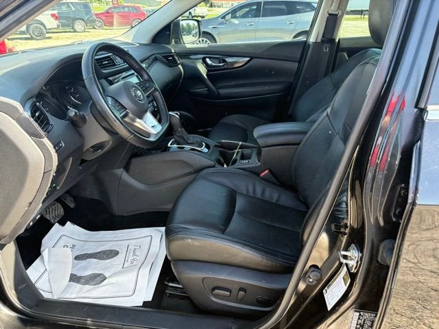 2022 Nissan Rogue Sport SL